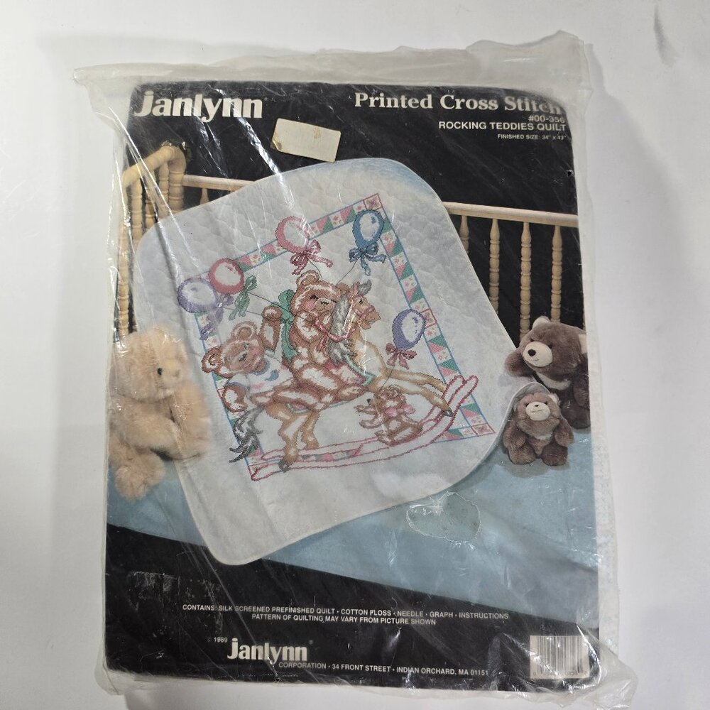 New Janlynn Vtg 1989 Printed-Cross Stitch Rocking Teddies Quilt Kit 34x43 NIP